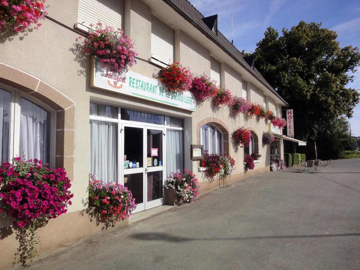 Hotel Restaurant La Grenouillere Vitre  Exterior photo